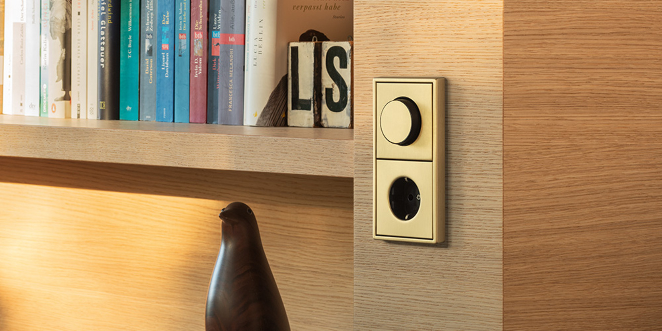 Drehdimmer-Abdeckungen bei Elektrotechnik Pinzer GbR in Nabburg